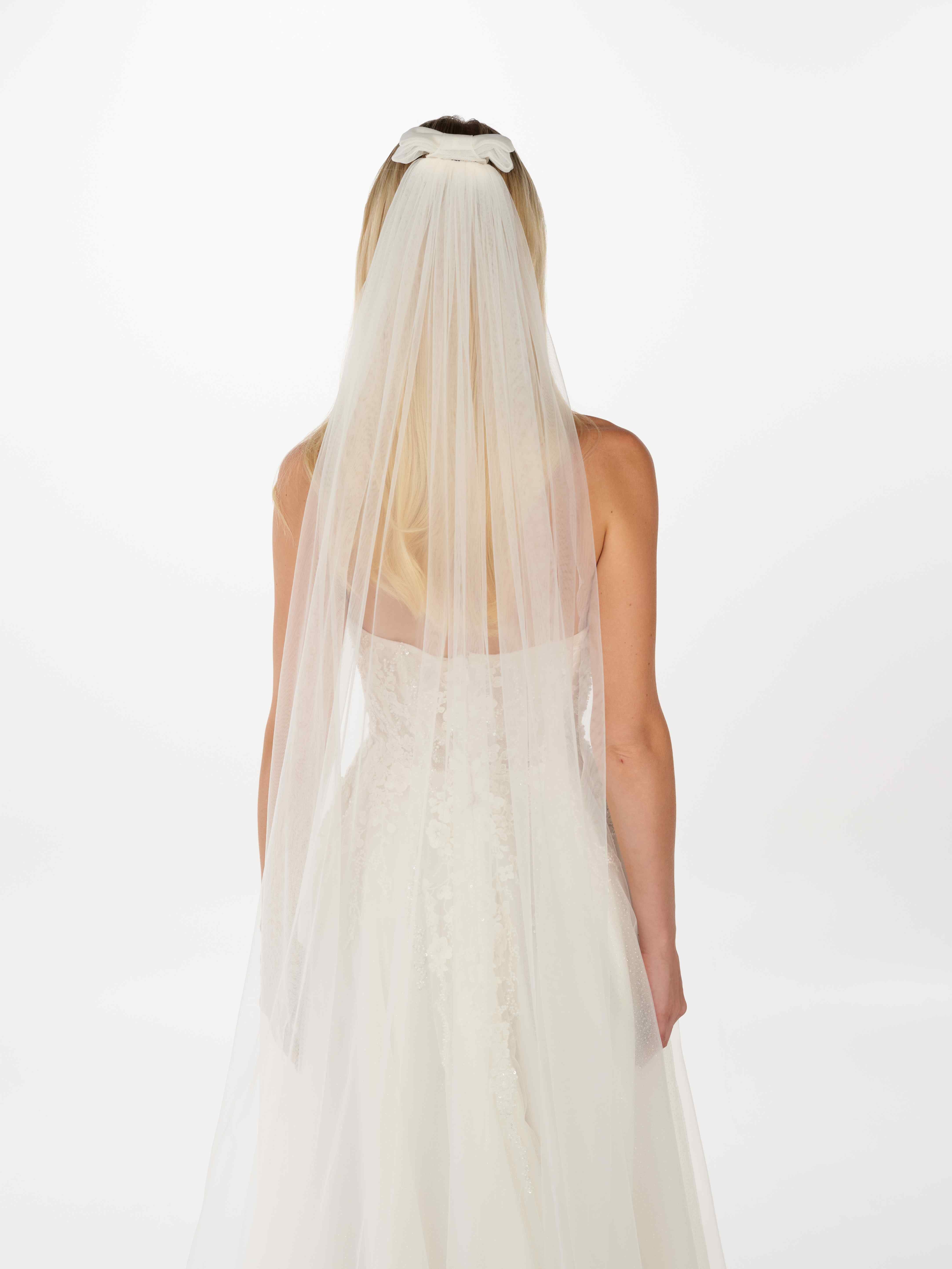 Tüll-Haarschleife + Schleier